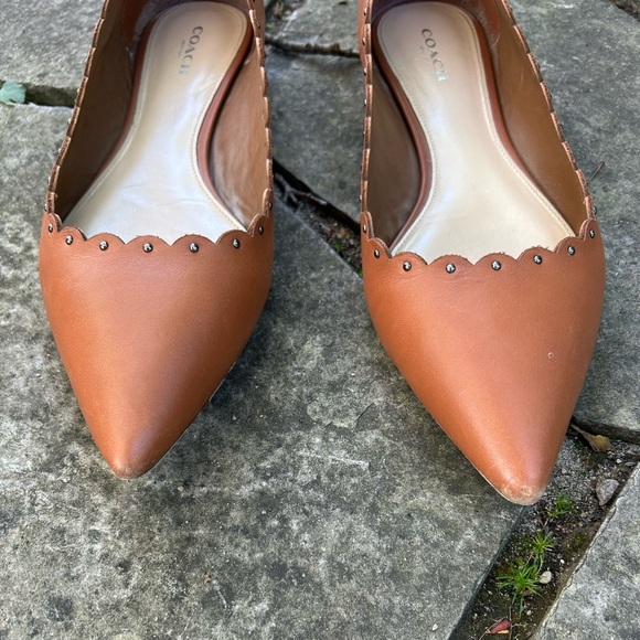 Coach Jill Leather Scalloped Brown Flats, size 10 - Picture 9 of 11
